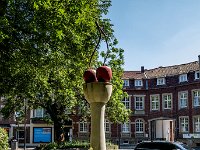 Skulptur "Kirschensäule" - Thomas Schütte  Skulptur "Kirschensäule" - Thomas Schütte : 2020.45 Jahre, Deutschland, Europa, Europe, Germany, Klassentreffen, Münster, Nordrhein-Westfalen