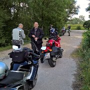 Technische Pause an der Donau : !Moped-Touren, 2017.4-Laender, 2017.4-Länder, Bayern, Deutschland, Europa, Europe, Gerd Kossack, Germany, Max-Planck-Schule, Moped-Touren, Neustadt an der Donau, Ulrich Kossack