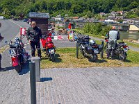 Pause an der Meuse (Maas) in Monthermé : 2018.Ardennen, Europa, Europe, Frankreich, Grand-Est, MRD, Monthermé